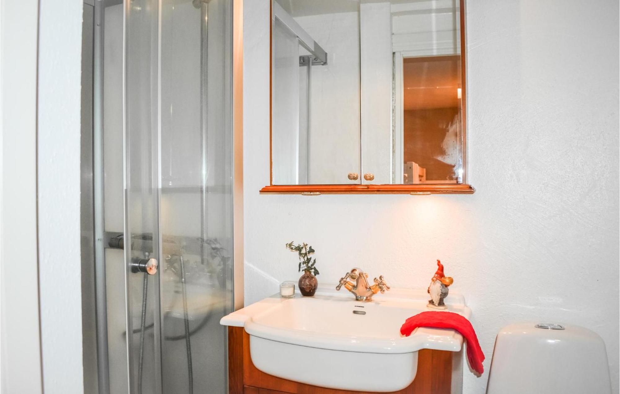 1 Bedroom Amazing Apartment In 이스타드 외부 사진